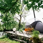 Les Aires En Scenes Au Bord De L'eau 4*