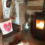 Bed & Breakfast Les Aires En Scenes Au Bord De L'eau
