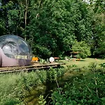 Les Aires En Scenes Au Bord De L'eau Bed & Breakfast 4*
