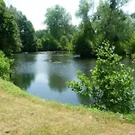 Les Aires En Scenes Au Bord De L'eau Bed & Breakfast