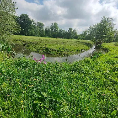 Les Aires En Scenes Au Bord De L'eau Panzió