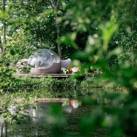 Bed & Breakfast Les Aires En Scenes Au Bord De L'eau