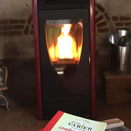 Les Aires En Scènes Couette-café