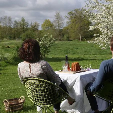 Alojamento de Acomodação e Pequeno-almoço Les Aires En Scenes Au Bord De L'eau 4*