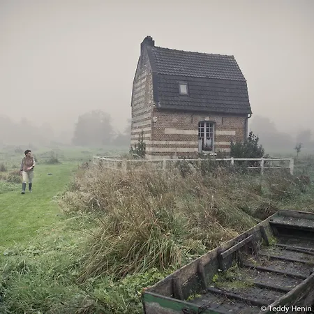 Couette-café Les Aires En Scènes Épagne-Épagnette