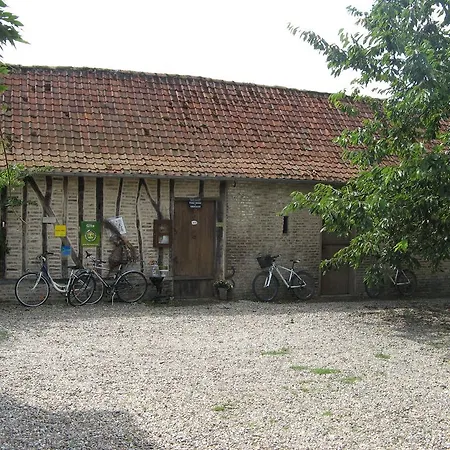 Les Aires En Scènes 4*