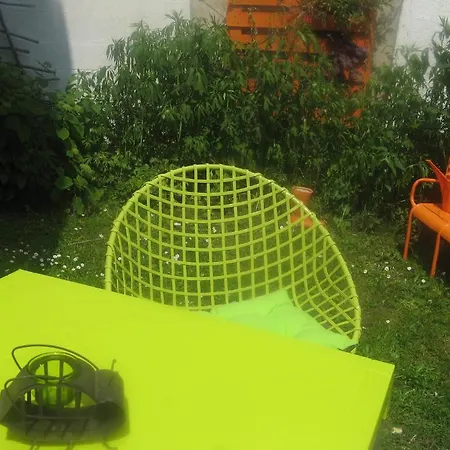 Les Aires En Scenes Au Bord De L'eau Bed & Breakfast 3*