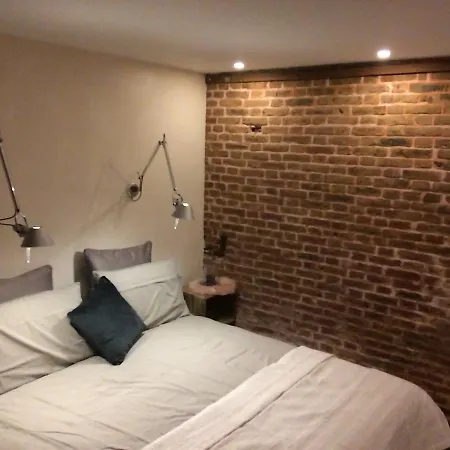 Les Aires En Scenes Au Bord De L'eau Bed & Breakfast