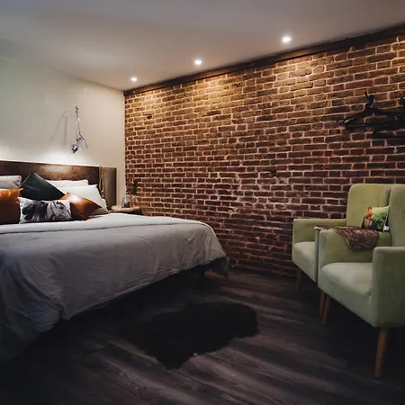 Les Aires En Scenes Au Bord De L'eau Bed & Breakfast