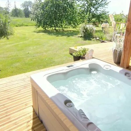 Bed & Breakfast Les Aires En Scenes Au Bord De L'eau Epagne-Epagnette
