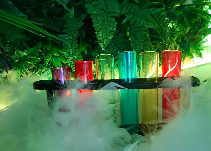 Les Aires En Scenes Au Bord De L'eau 4*