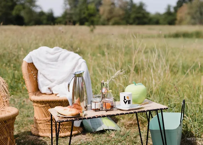 Les Aires En Scenes Au Bord De L'eau Bed & Breakfast