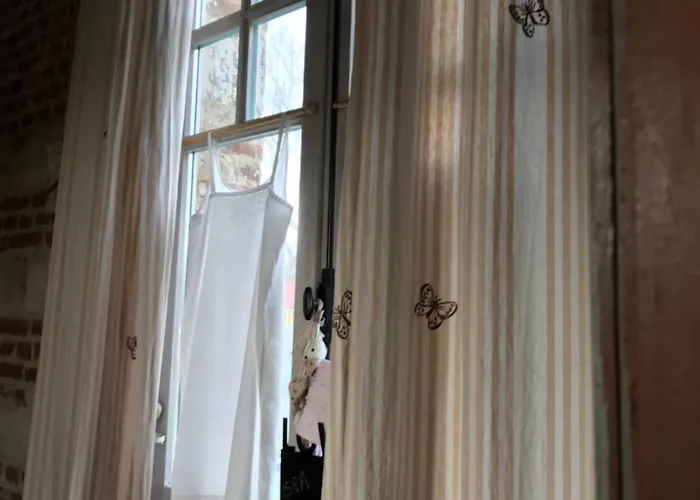 Les Aires En Scenes Au Bord De L'eau Bed & Breakfast