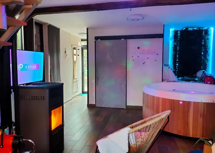 Bed & Breakfast Les Aires En Scenes Au Bord De L'eau 4*