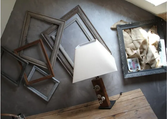 Bed & Breakfast Les Aires En Scenes Au Bord De L'eau 4*