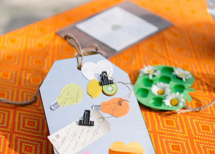 Les Aires En Scenes Au Bord De L'eau 4*